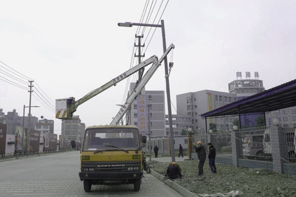 High pole street lamp